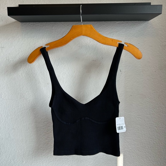 FP Intimately Meg Seamless Black Crop Top Size M/L - Picture 3 of 6